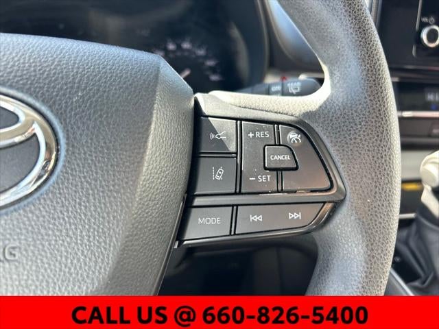 2025 Toyota Sienna LE 8 Passenger