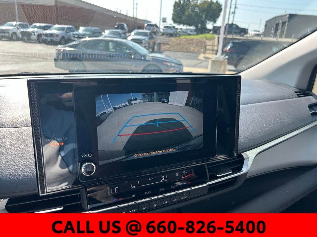 2025 Toyota Sienna LE 8 Passenger