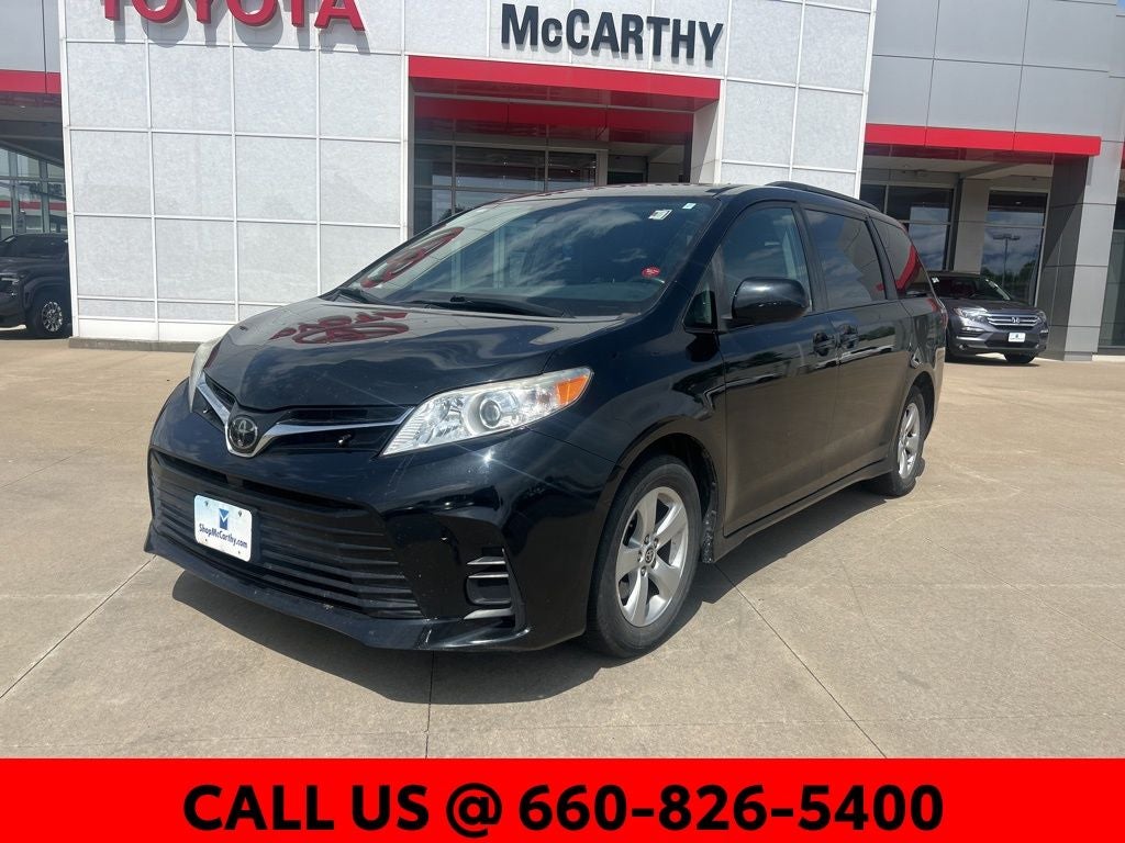 2020 Toyota Sienna LE