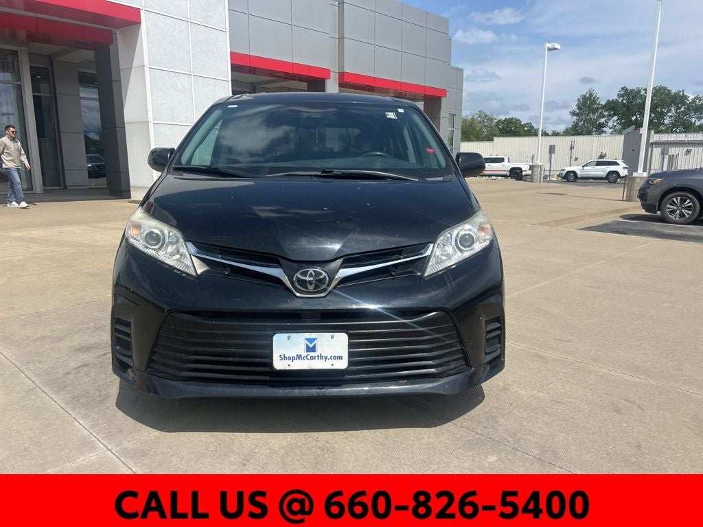 2020 Toyota Sienna LE