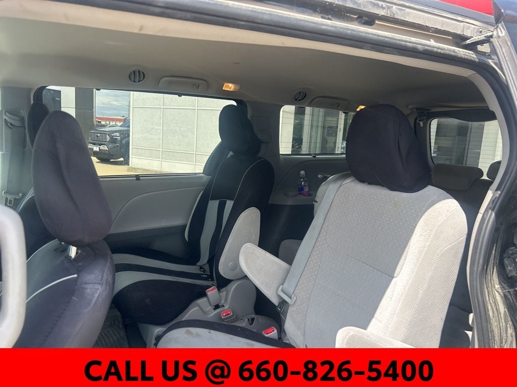 2020 Toyota Sienna LE