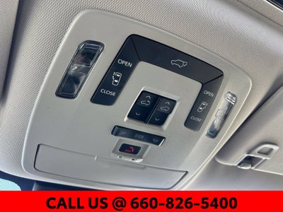 2023 Toyota Sienna XLE 8 Passenger