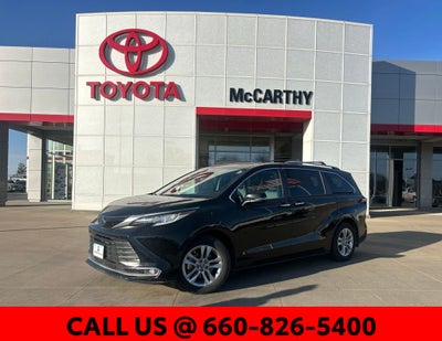 2022 Toyota Sienna Limited 7 Passenger