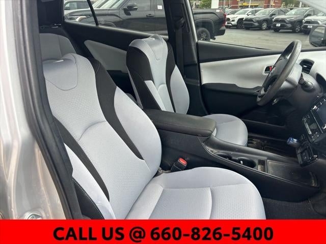 2020 Toyota Prius LE