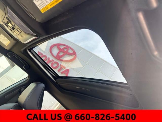 2019 Toyota RAV4 Hybrid XSE
