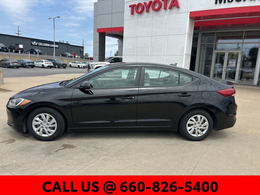 2017 Hyundai ELANTRA SE