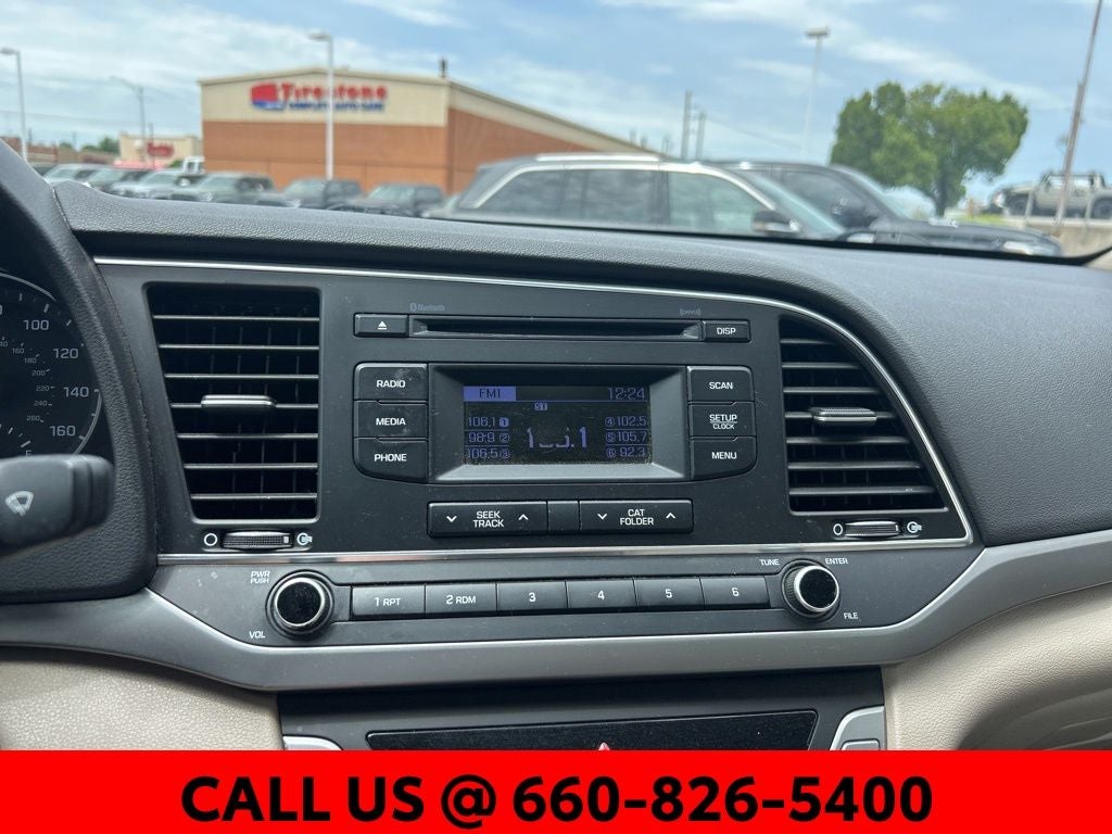 2017 Hyundai ELANTRA SE