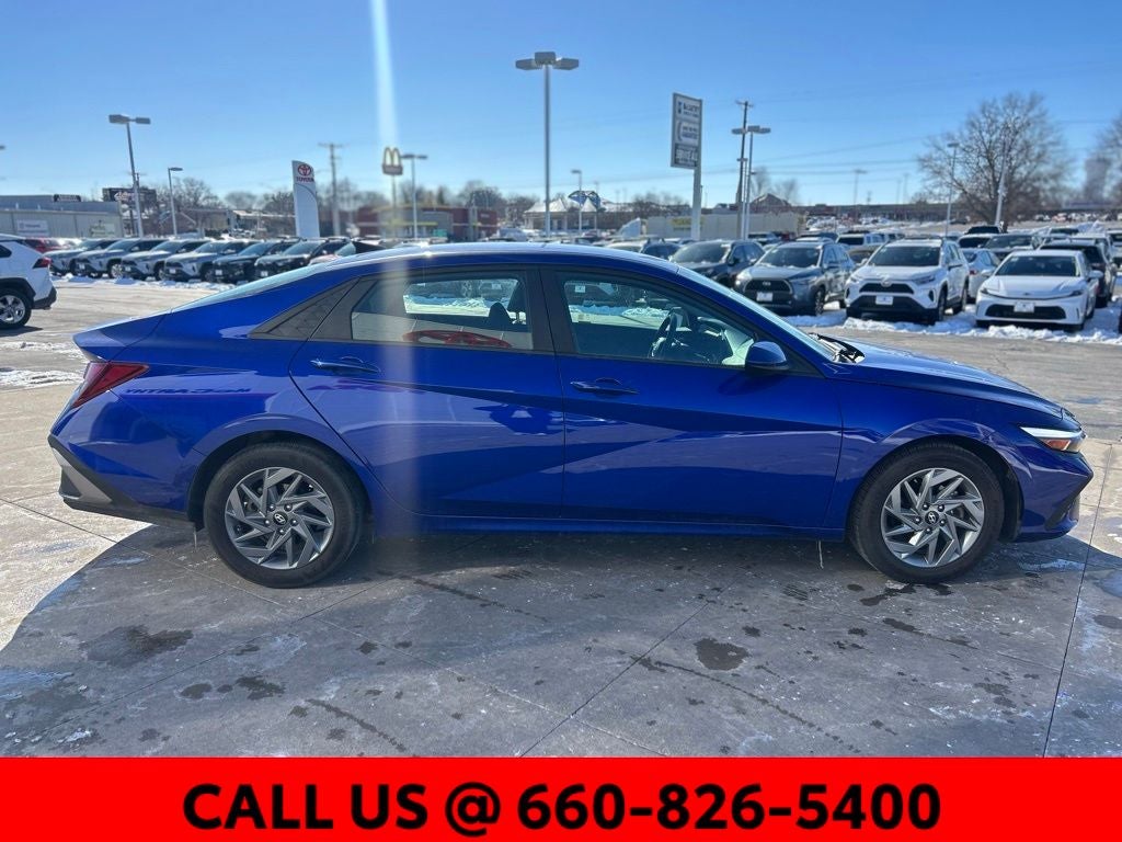 2024 Hyundai ELANTRA SEL