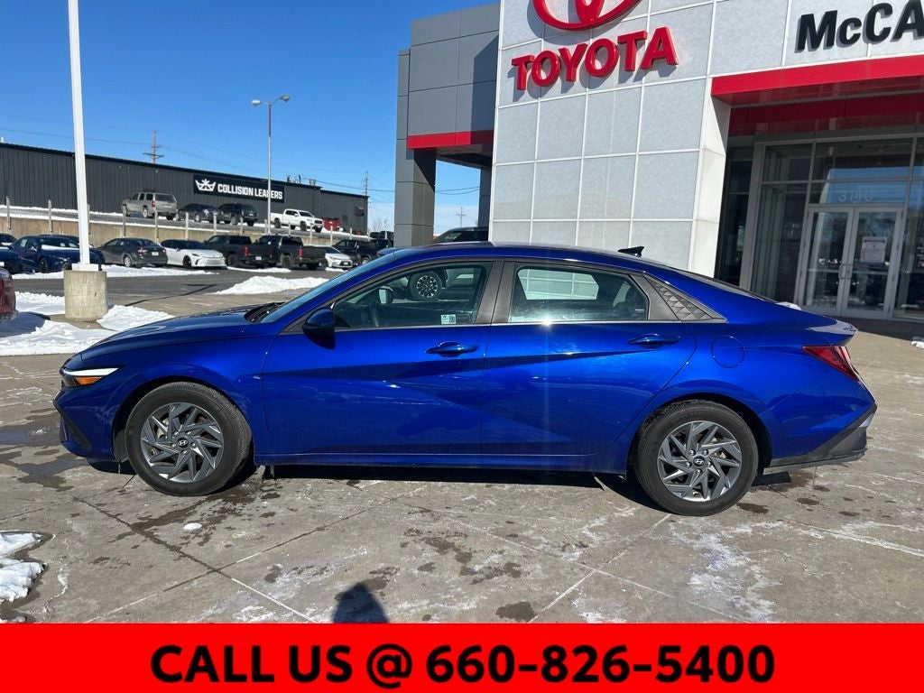 2024 Hyundai ELANTRA SEL