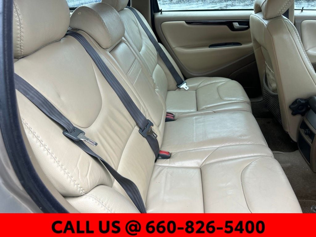 2001 Volvo V70 XC