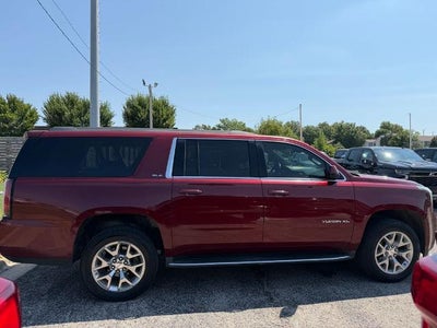 2017 GMC Yukon XL SLE