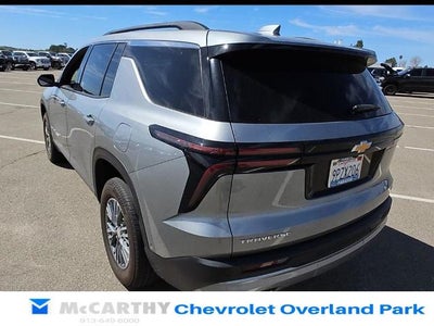2024 Chevrolet Traverse LT
