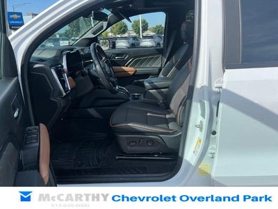 2023 GMC Canyon 4WD AT4
