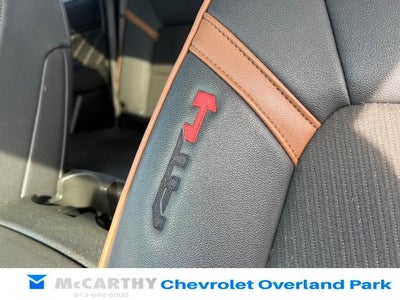 2023 GMC Canyon 4WD AT4