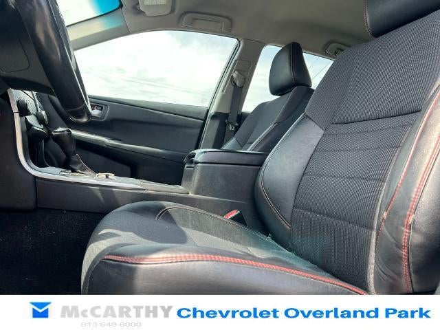 2017 Toyota Camry XLE