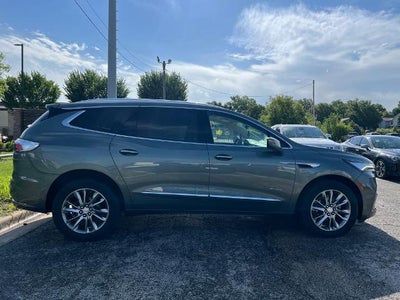 2022 Buick Enclave Avenir