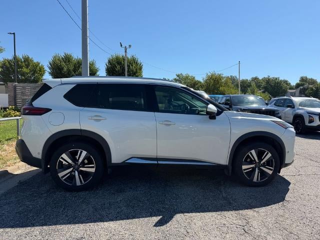 2022 Nissan Rogue SL