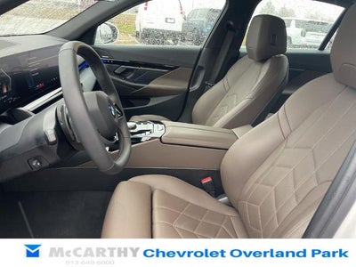 2025 BMW 5 Series 530i xDrive