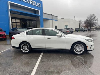 2025 BMW 5 Series 530i xDrive