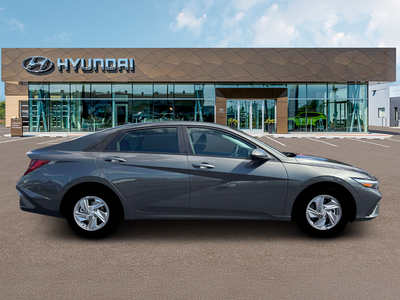 2026 Hyundai ELANTRA SE