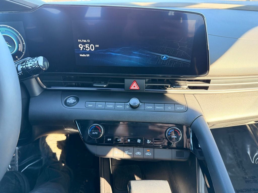 2025 Hyundai ELANTRA HYBRID SEL Sport