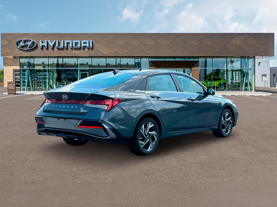 2025 Hyundai ELANTRA Limited