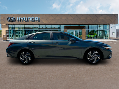 2025 Hyundai ELANTRA Limited