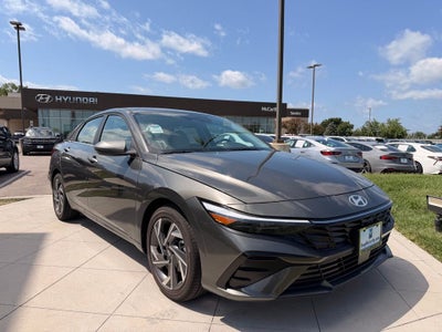 2026 Hyundai ELANTRA Limited