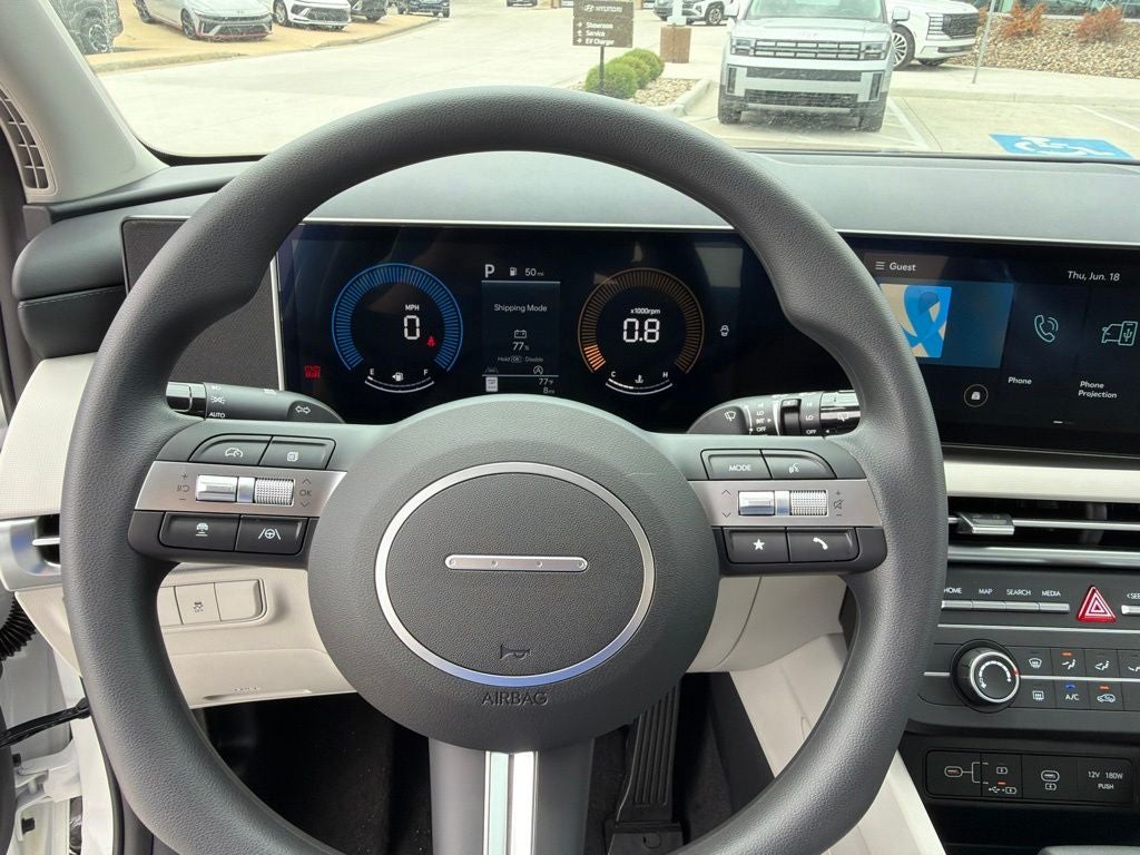 2026 Hyundai TUCSON SE