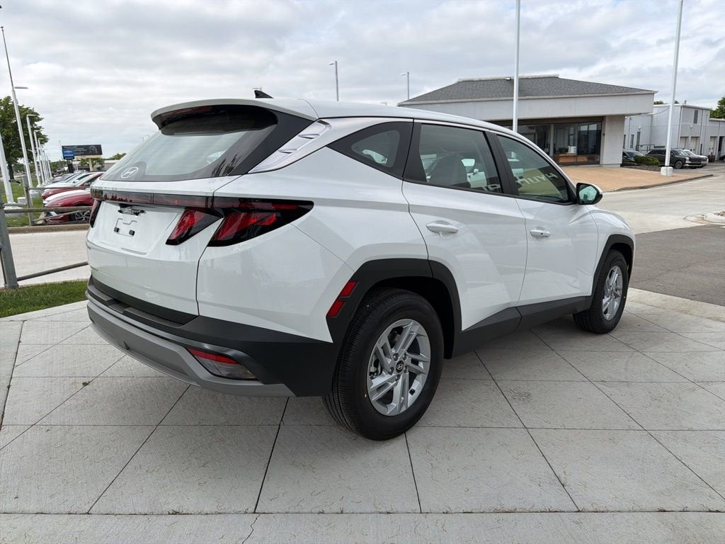 2026 Hyundai TUCSON SE