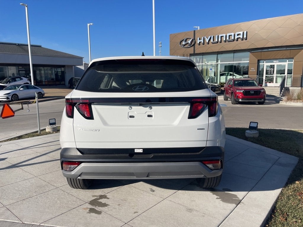 2026 Hyundai TUCSON SE