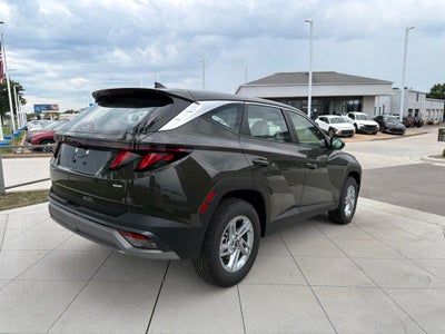 2026 Hyundai TUCSON SE
