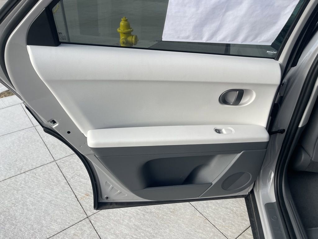 2026 Hyundai IONIQ 5 SE