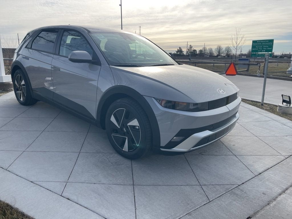 2026 Hyundai IONIQ 5 SE