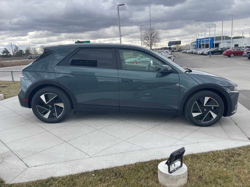 2026 Hyundai IONIQ 5 SE