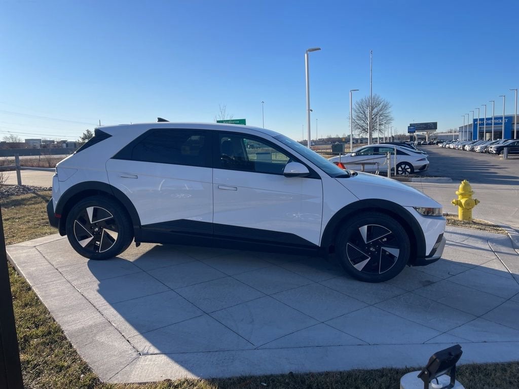 2026 Hyundai IONIQ 5 SE