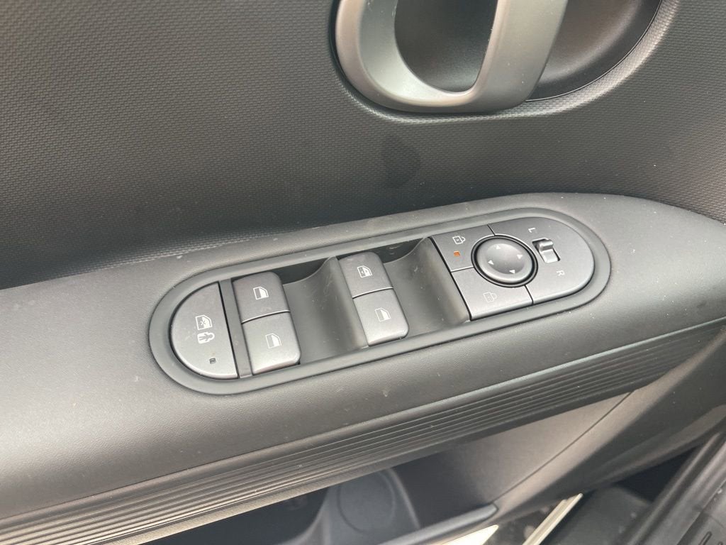 2026 Hyundai IONIQ 5 SE