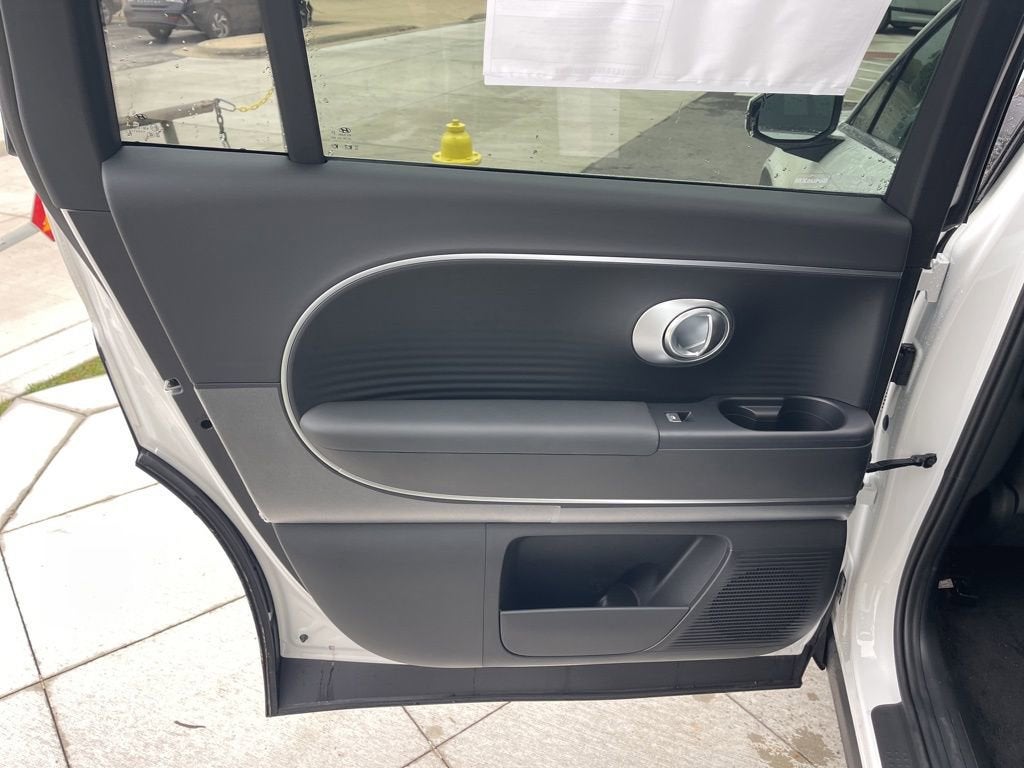 2026 Hyundai IONIQ 9 S