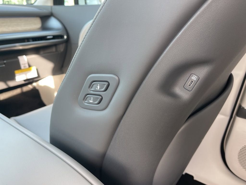 2026 Hyundai IONIQ 9 SEL