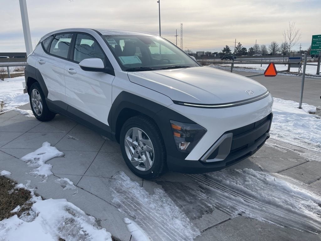 2026 Hyundai KONA SE