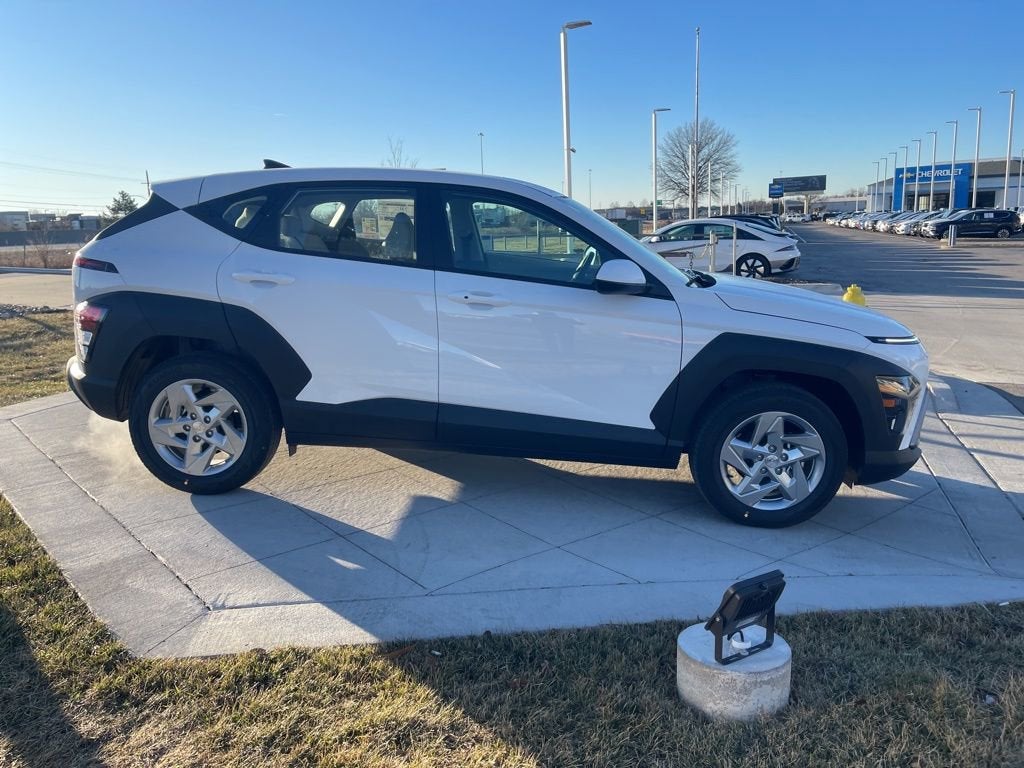 2026 Hyundai KONA SE