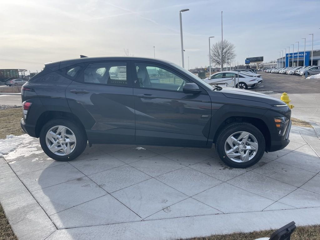 2026 Hyundai KONA SE