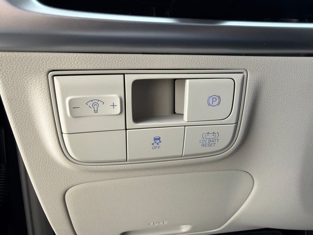 2026 Hyundai TUCSON HYBRID SE