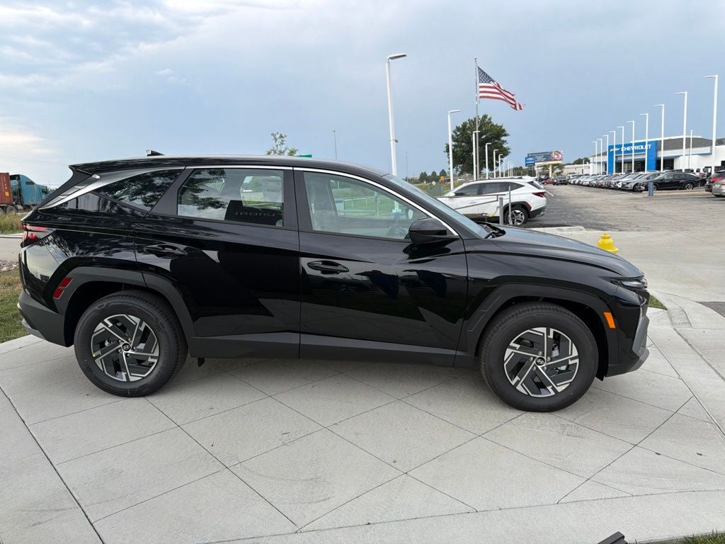 2026 Hyundai TUCSON HYBRID SE