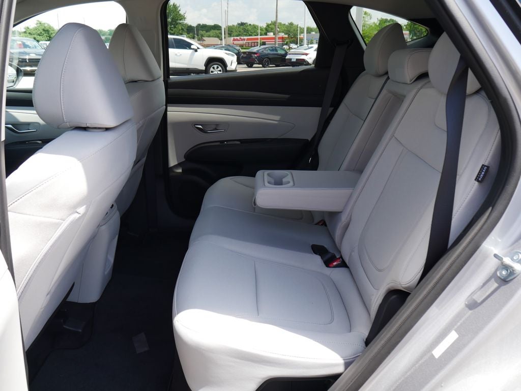 2026 Hyundai TUCSON HYBRID SEL