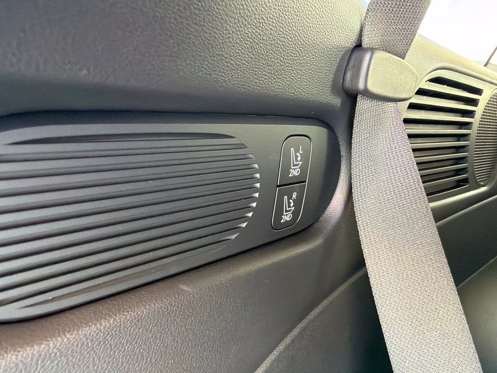 2027 Hyundai PALISADE HYBRID Blue SEL 7 Passenger