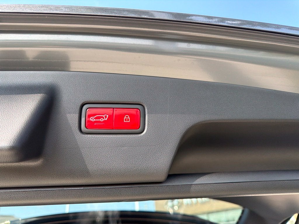 2027 Hyundai PALISADE HYBRID Blue SEL 7 Passenger