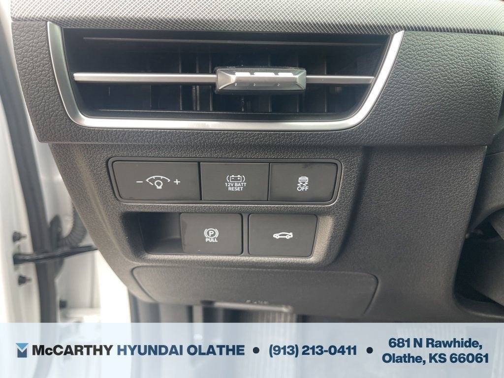 2025 Hyundai SONATA HYBRID SEL