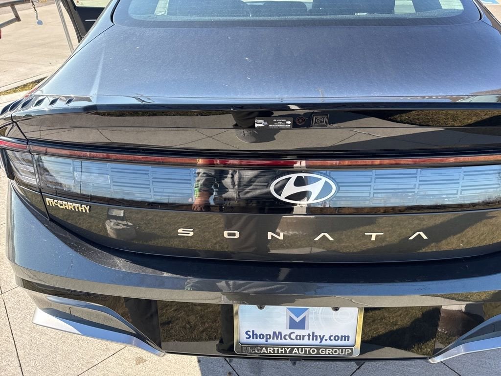 2026 Hyundai SONATA HYBRID SEL