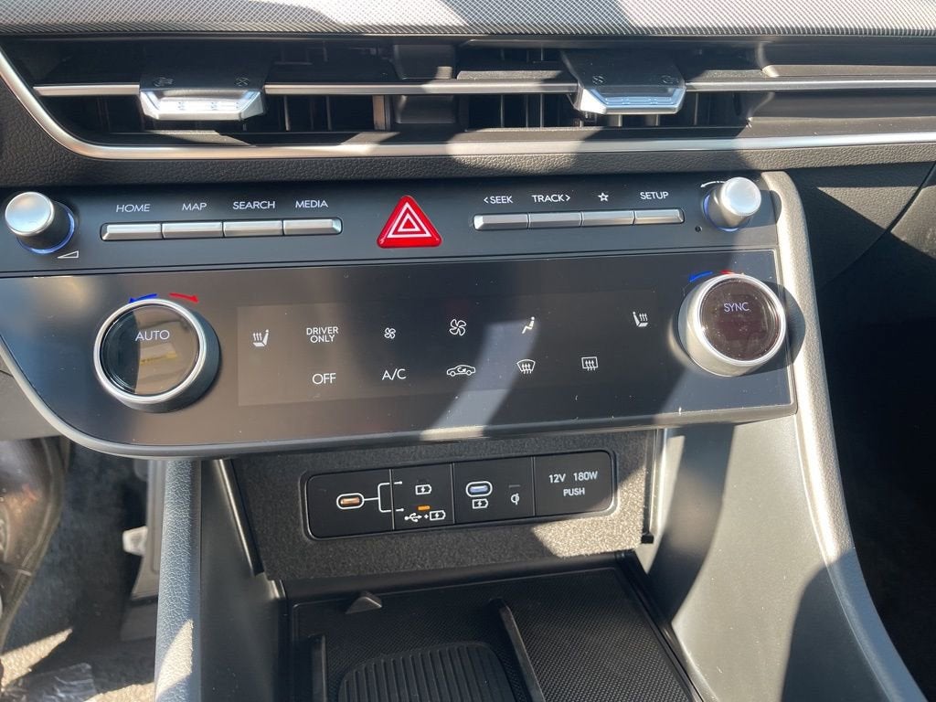 2026 Hyundai SONATA HYBRID SEL